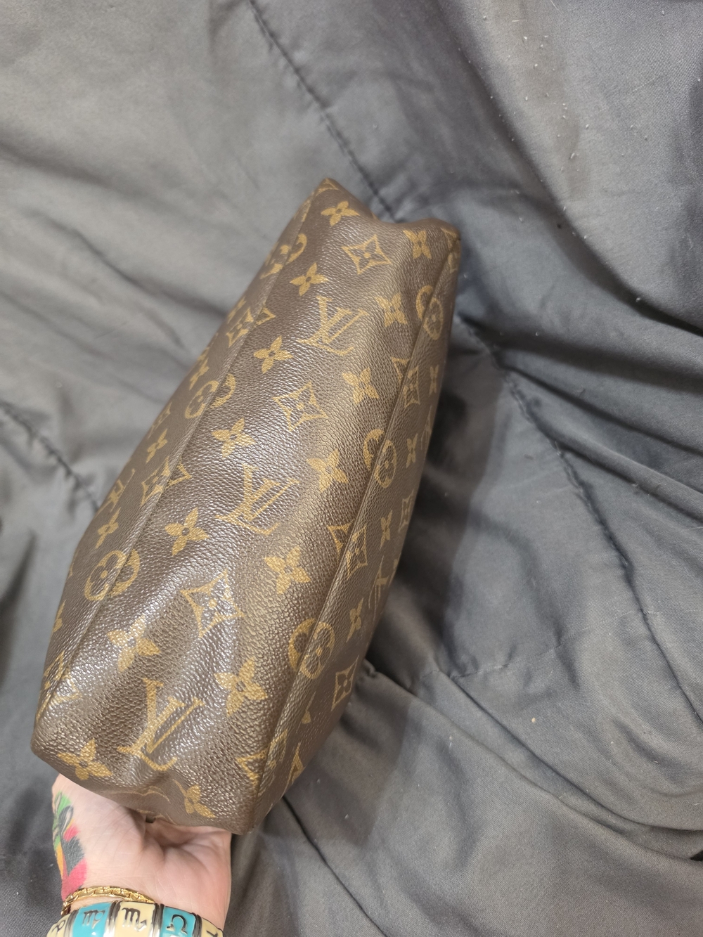 Louis Vuitton Authentic Brown Monogram Canvas Toiletry Pouch - Picture 5 of 14